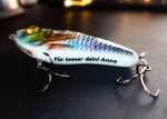 Köder personalisieren als Geschenkidee für Angler