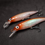 Fischers Gold | Twitchbait | Unikate | Wobbler | 10cm | 12g | Floating | Rattle | Holo-Inlay | Flachläufer | HID24-PN88-BO1T7 – Bild 6